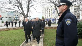 21.01.2014., Zadar – Predsjednik Hrvatskog sabora Josip Leko i ministar branitelja Predrag Matic polozili su vijence u sklopu 21. obljetnice vojno-redarstvene operacije Maslenica ’93. Photo: Dino Stanin/PIXSELL 21.01.2014., Zadar – Predsjednik Hrvatskog sabora Josip Leko i ministar branitelja Predrag Matic polozili su vijence u sklopu 21. obljetnice vojno-redarstvene operacije Maslenica ’93. Photo: Dino Stanin/PIXSELL