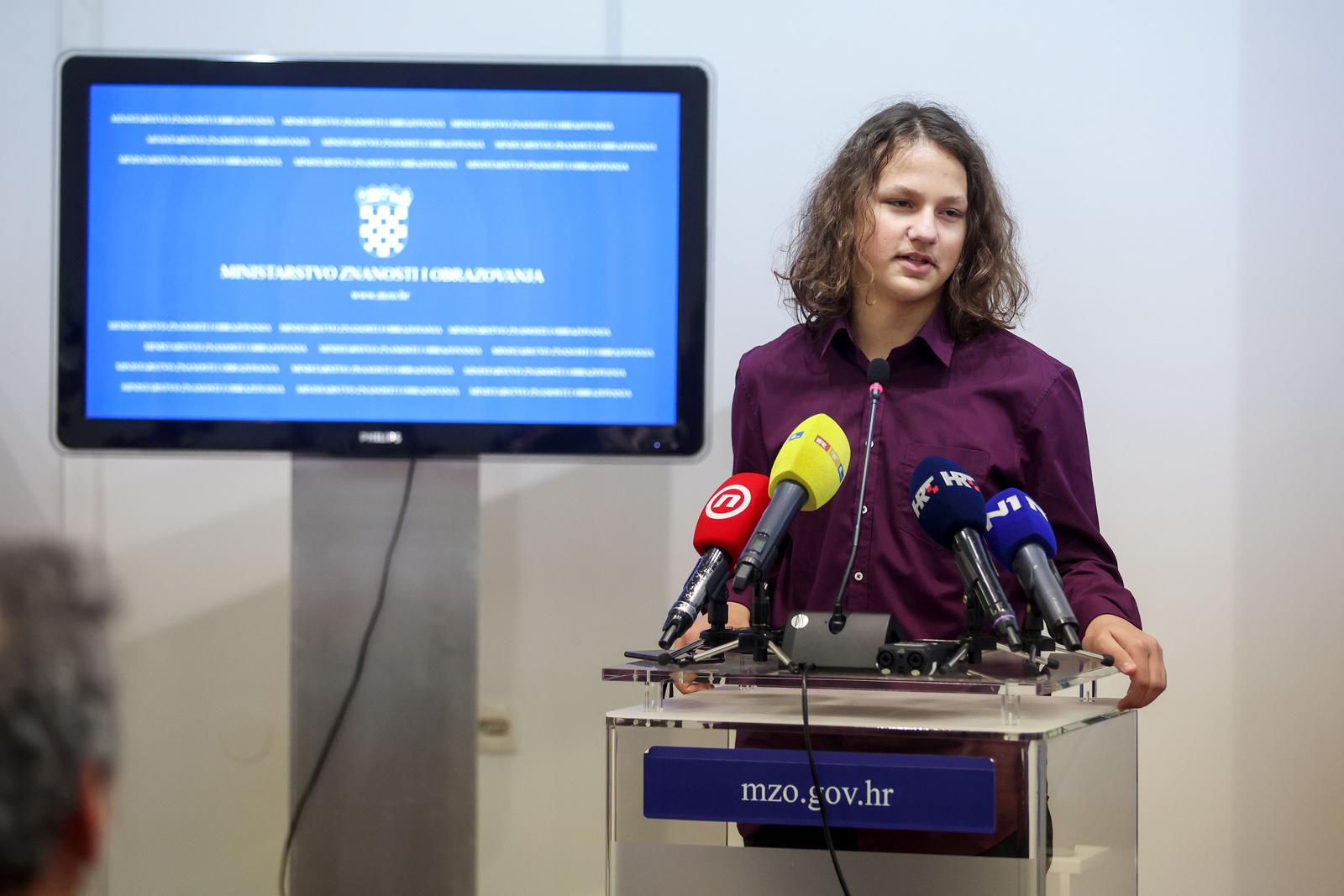 Dodijeljene su Godišnje nagrade Luka Ritz za promicanje tolerancije i škole bez nasilja Dodijeljene su Godišnje nagrade Luka Ritz za promicanje tolerancije i škole bez nasilja