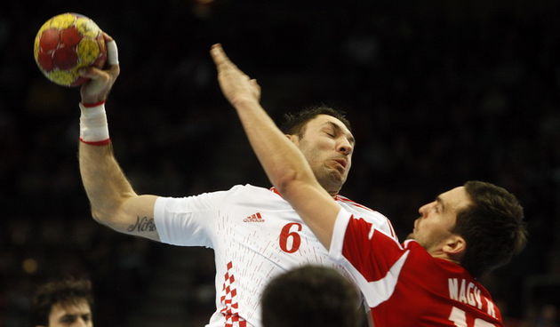 Veszprem, 040413.
Kvalifikacijska utakmica za Europsko prvenstvo rukometnih reprezentacija Madjarske i Hrvatske.
Na fotografiji: Blazenko Lackovic.
Foto: Zeljko Hajdinjak / Cropix