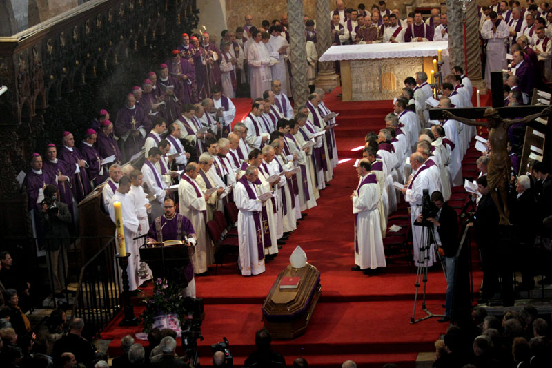 Posljednji ispraćaj nadbiskupa Marijana Oblaka