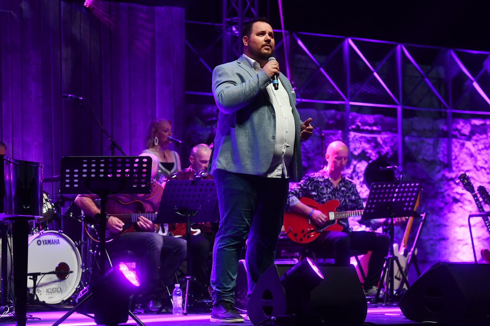 Koncert “Arsen, Čovjek kao ja” @ Tvrđava Sv. Mihovila