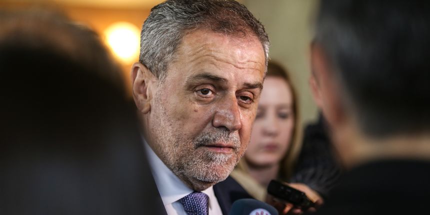 Najavljen koncert Radojke Šverko, Milan Bandić pored nje trpio velike bolove