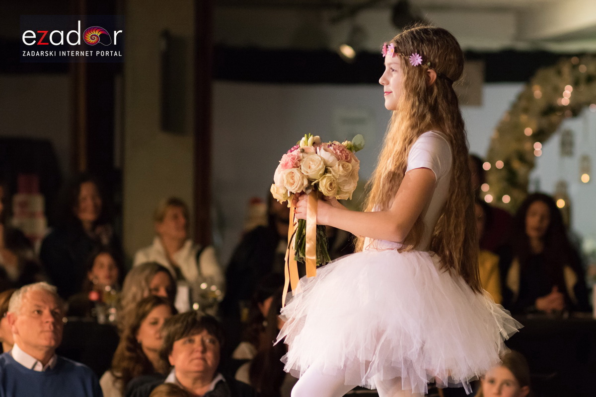 11. Festival vjenčanja: Modna revija vjenčanica i svečanih haljina te revija cvijeća i koncert Sandija Cenova 11. Festival vjenčanja: Modna revija vjenčanica i svečanih haljina te revija cvijeća i koncert Sandija Cenova