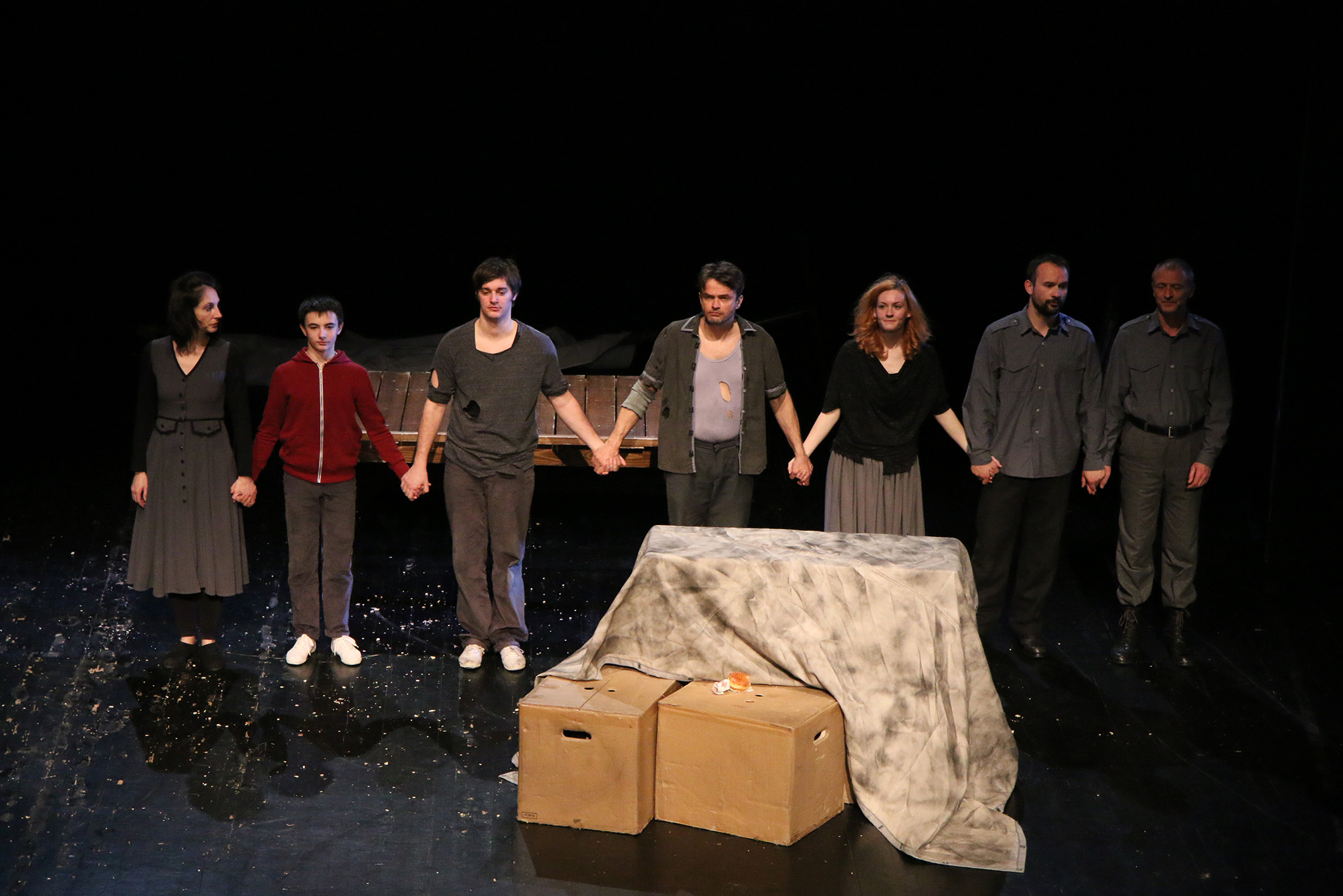 Predstava godine “260 dana” u HNK Zadar Predstava godine “260 dana” u HNK Zadar