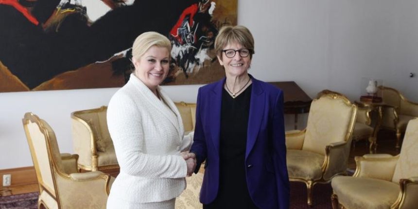 Ured predsjednice, Zagreb – Predsjednica RH Kolinda Grabar Kitarovic primila je Anne Brasseur, predsjednicu Parlamentarne skupstine Vijeca Europe. Photo: Zeljko Lukunic/PIXSELL Ured predsjednice, Zagreb – Predsjednica RH Kolinda Grabar Kitarovic primila je Anne Brasseur, predsjednicu Parlamentarne skupstine Vijeca Europe. Photo: Zeljko Lukunic/PIXSELL
