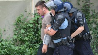 Sveti Filip i Jakov: Brutalna deložacija majke i sina Sveti Filip i Jakov: Brutalna deložacija majke i sina