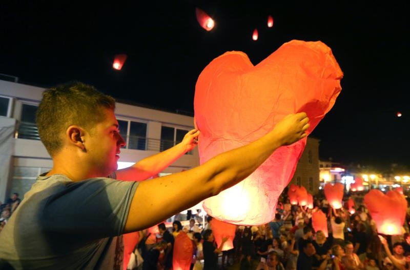Vodice: Puštanjem lampiona obilježena 10. obljetnica Kornatske tragedije Vodice: Puštanjem lampiona obilježena 10. obljetnica Kornatske tragedije