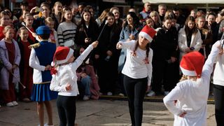 Defile mažoret plesa @ Advent u Zadru Defile mažoret plesa @ Advent u Zadru