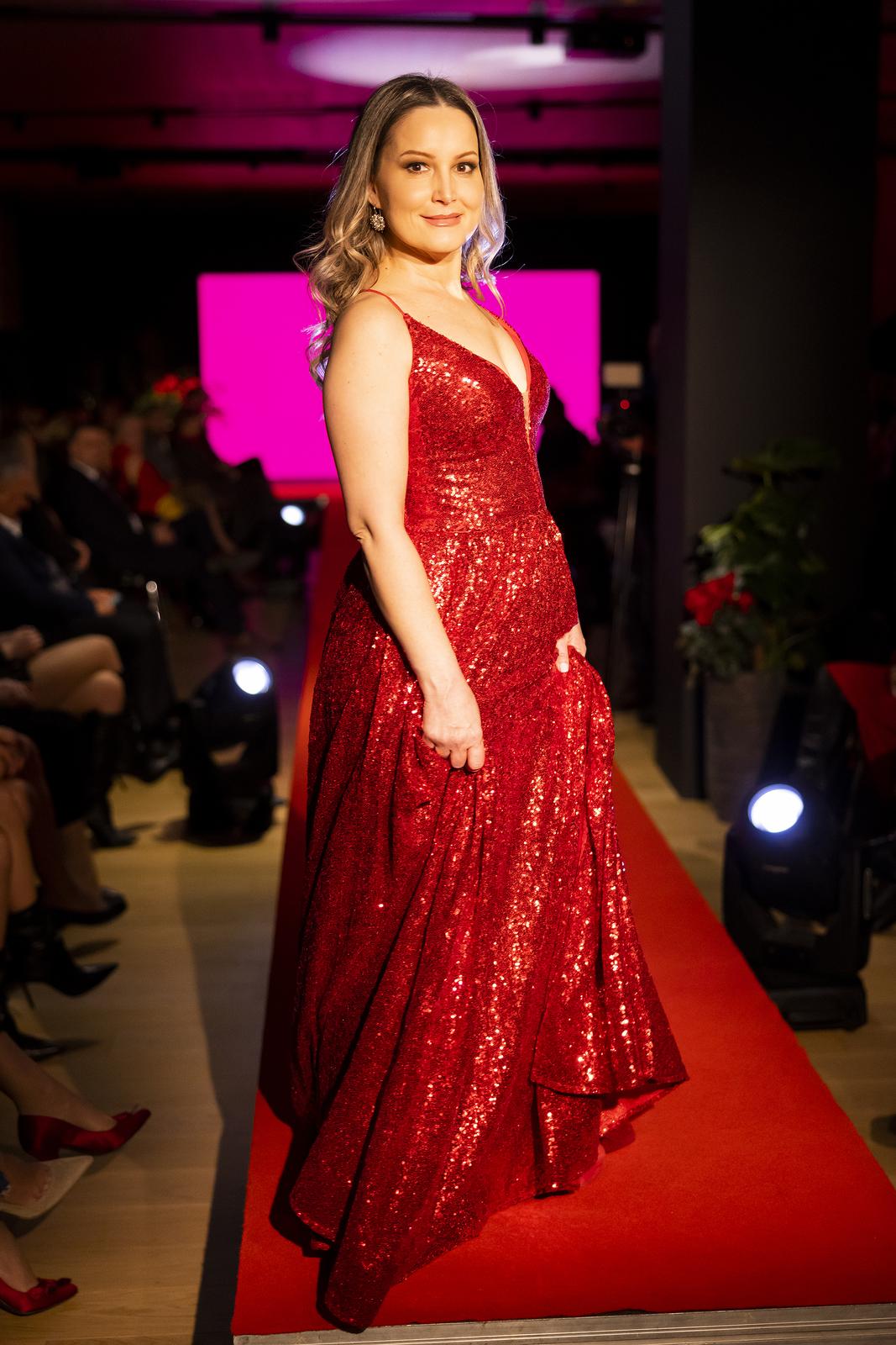 Dan crvenih haljina – modna revija u Splitu