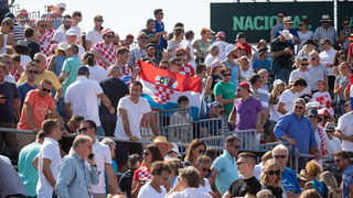Davis Cup: Vruća navijačka atmosfera u meču Ćilića i Querreya