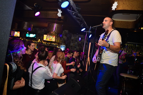 Marijan Ban i Diktatori @ Maraschino Bar 25. prosinca 2015. Foto: Iva Perinčić