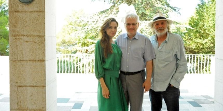 angelina jolie i josipović (foto Cropix) angelina jolie i josipović (foto Cropix)