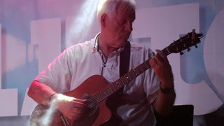 Virsko ljeto 2016: Tomislav Bralić i klapa Intrade oduševili 12 tisuća obožavatelja na virskoj rivi Virsko ljeto 2016: Tomislav Bralić i klapa Intrade oduševili 12 tisuća obožavatelja na virskoj rivi