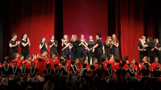 Igrajmo se: Zabranjeno mlađima od 15 strana A