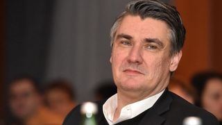 Drženje zadarskih SDP-ovaca u hotelu Kolovare. Foto: Dino Stanin/PIXSELL