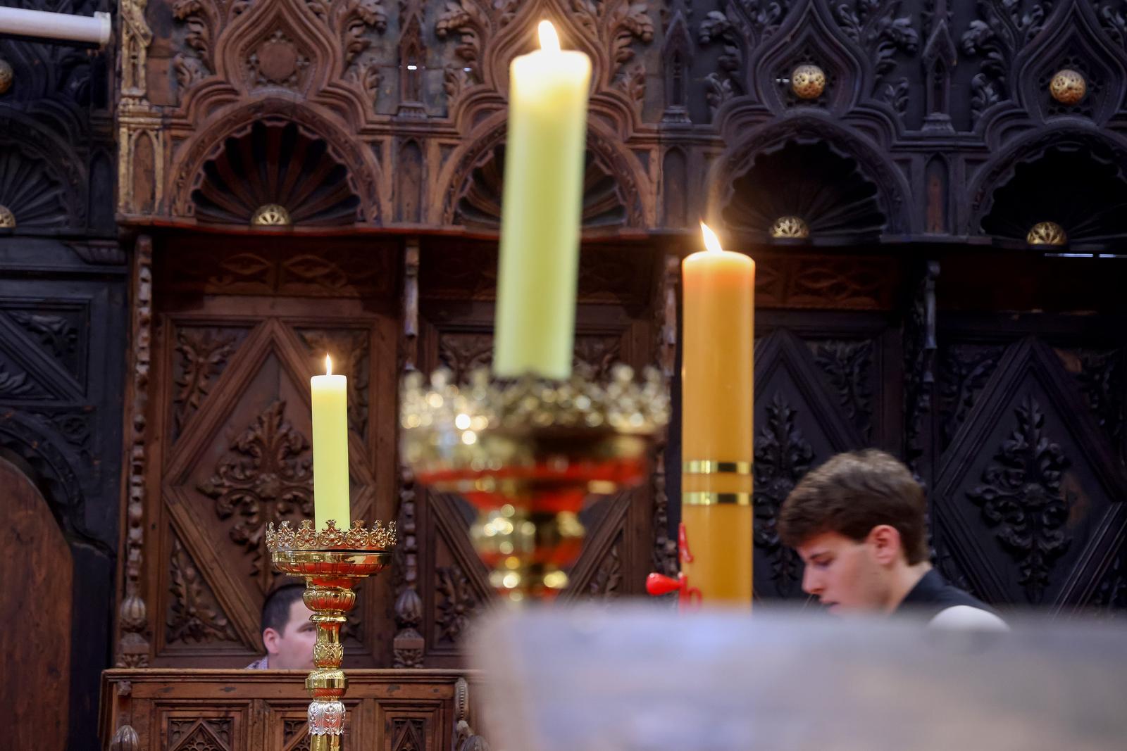 Uskršnja misa, katedrala Svete Stošije Uskršnja misa, katedrala Svete Stošije