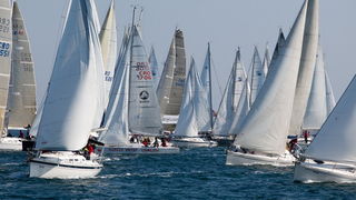 Zadar, 260211.
U Biogradskom akvatoriju se ovoga vikenda odrzava 11. Karnevalska regata. U tri jedrenja natjecati ce se 50-ak brodova.
Na slici: detalj sa subotnjeg jedrenja.
Foto: Vladimir Ivanov / CROPIX Zadar, 260211.
U Biogradskom akvatoriju se ovoga vikenda odrzava 11. Karnevalska regata. U tri jedrenja natjecati ce se 50-ak brodova.
Na slici: detalj sa subotnjeg jedrenja.
Foto: Vladimir Ivanov / CROPIX
