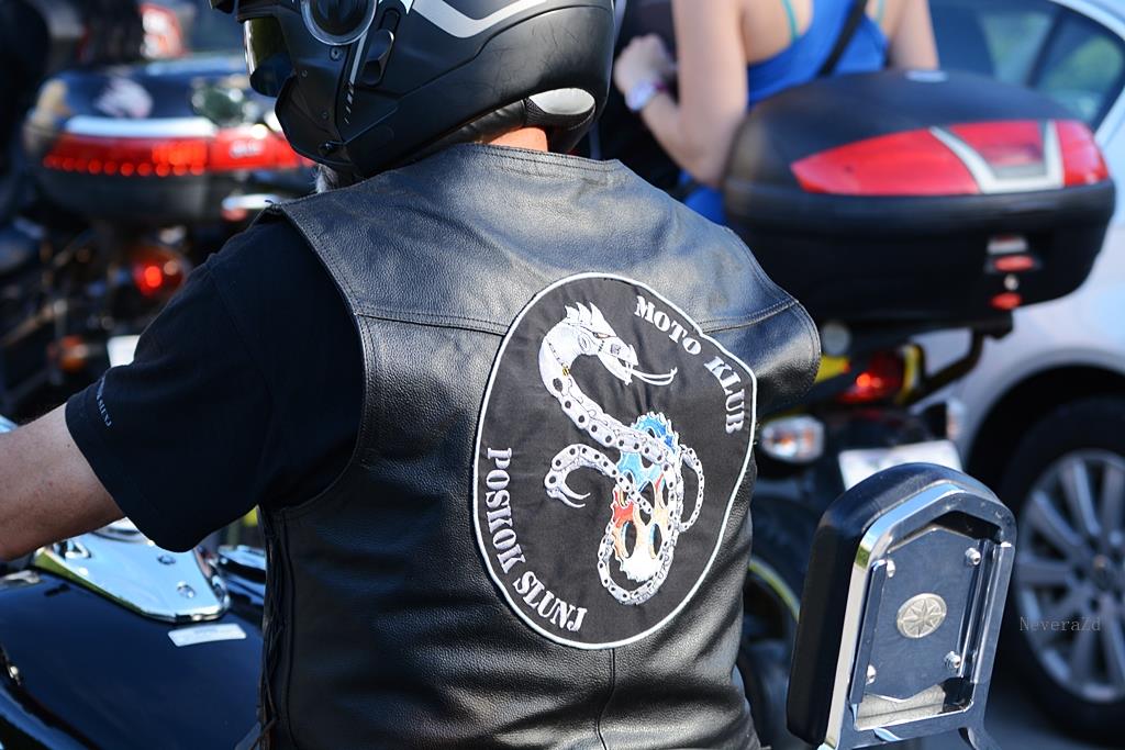 Defile bajkera ulicama Zadra u povodu 10. rođendana Moto kluba Beštije. Foto: Jadra NeveraZD Defile bajkera ulicama Zadra u povodu 10. rođendana Moto kluba Beštije. Foto: Jadra NeveraZD