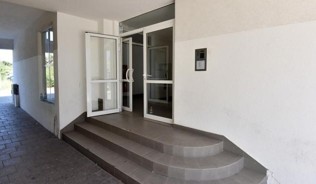 Zadar: Zgrada u kojoj je policija sinoć pronašla beživotno tijelo 49-godišnje žene, Photo: Dino Stanin/PIXSELL