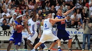 Finale doigravanja, 2. utakmica: KK Zadar – KK Cibona 76-92