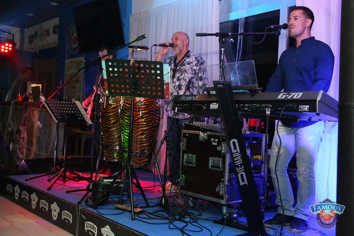 Friday Night Live: Jet Set Band @ Famous Beach Bar & Grill. Foto: Ivan Brčić Friday Night Live: Jet Set Band @ Famous Beach Bar & Grill. Foto: Ivan Brčić