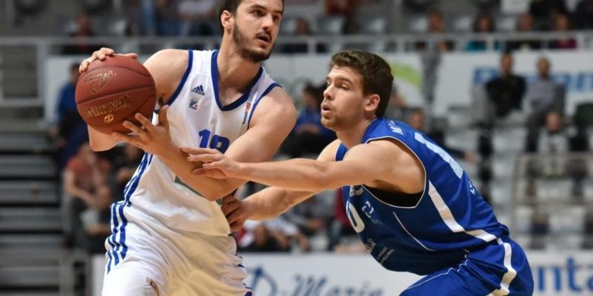 27.04.2016., dvorana Kresimira Cosica, Zadar – A-1 muska Liga za prvaka, 9. kolo, KK Zadar – KK Kvarner. Domagoj Bosnjak. Photo: Dino Stanin/PIXSELL 27.04.2016., dvorana Kresimira Cosica, Zadar – A-1 muska Liga za prvaka, 9. kolo, KK Zadar – KK Kvarner. Domagoj Bosnjak. Photo: Dino Stanin/PIXSELL