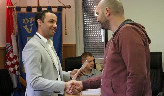 Općina Vir sufinancira udžbenike i školsku opremu