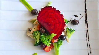 Restoran Bruschetta: Dani dimljenih i mariniranih Cromarisovih proizvoda (3) Restoran Bruschetta: Dani dimljenih i mariniranih Cromarisovih proizvoda (3)