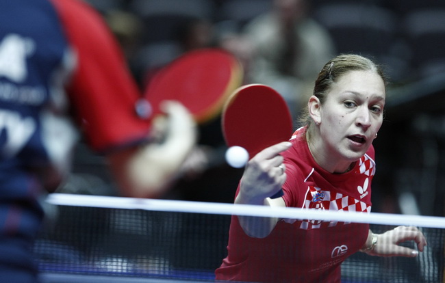 Split, 020310.
Spaladium Arena.
Trece kolo Europske lige u stolnom tenisu odrzalo se u Spaladium Areni gdje su snage odmjerili reprezentacija Hrvatske sa Srbijom u muskoj kategoriji i reprezentacija Hrvatske sa Madjarskom u zenskoj kategoriji.
Spektakl j Split, 020310.
Spaladium Arena.
Trece kolo Europske lige u stolnom tenisu odrzalo se u Spaladium Areni gdje su snage odmjerili reprezentacija Hrvatske sa Srbijom u muskoj kategoriji i reprezentacija Hrvatske sa Madjarskom u zenskoj kategoriji.
Spektakl j