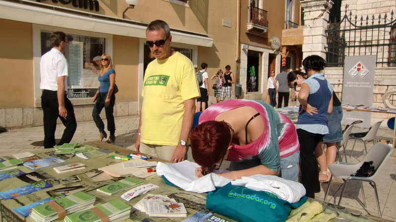 Tjedan cjeloživotnog učenja 2011., sajam obrazovanja na Narodnom trgu Tjedan cjeloživotnog učenja 2011., sajam obrazovanja na Narodnom trgu