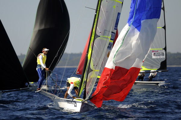 Zadar, 010909.
Europsko prvenstvo u jedrenju za klasu 49er 2009.
Danas se vozi drugi dan regata na Europskom prvenstvu u klasi 49er koje se odrzava od 29og kolovoza do 5og rujna u organizaciji JK Uskok. Iako bez jakog vjetra jedrlicari ce uspijeti odvozi Zadar, 010909.
Europsko prvenstvo u jedrenju za klasu 49er 2009.
Danas se vozi drugi dan regata na Europskom prvenstvu u klasi 49er koje se odrzava od 29og kolovoza do 5og rujna u organizaciji JK Uskok. Iako bez jakog vjetra jedrlicari ce uspijeti odvozi