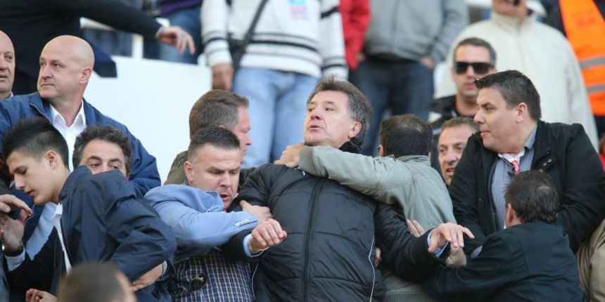 Stadion Poljud, Split – MAXtv 1. HNL, 27. kolo, HNK Hajduk – GNK Dinamo. Zdravko Mamic sukobio se s Hajdukovom legendom Ivom Begom. Photo: Ivo Cagalj/PIXSELL