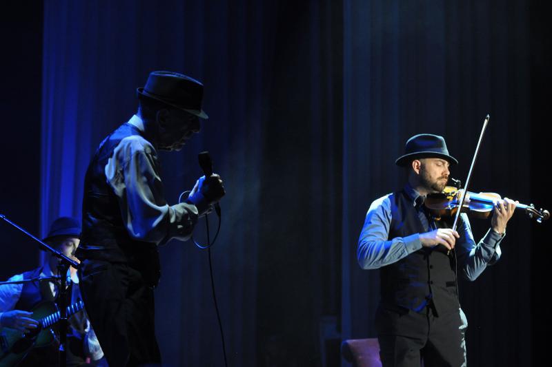 02.08.2013., Pula – Kanadski kantautor Leonard Cohen odrzao je koncert u prepunoj puslkoj Areni. Photo: Dusko Marusic/PIXSELL 02.08.2013., Pula – Kanadski kantautor Leonard Cohen odrzao je koncert u prepunoj puslkoj Areni. Photo: Dusko Marusic/PIXSELL