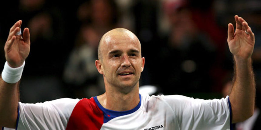 Image 1206615 (auto) Image 1206615 (auto)