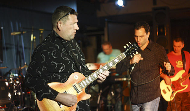 Tribute to Dino Dvornik u Arsenalu 16. listopada 2009.