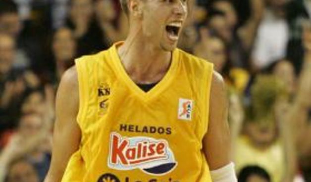 Carl English vs Barcelona (Foto:as.com)