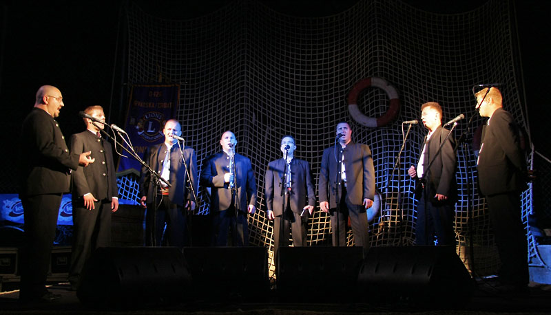 Humanitarni koncert za djecu Dikla