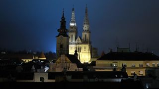 Zagrebački Advent ove godine pun je svjetla i šarenila