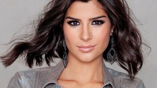 Mia Rkman, Miss Universe Hrvatske 2019. otputovala je na svjetski izbor Miss Universe 2019 koji će se 8. prosinca održati u Atlanti uz izravan prijenos na FOX televiziji.  Ljepotice sa svih krajeva zemaljske kugle počele su pristizati u Atlantu, a već i p