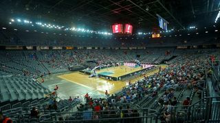 Arena Zagreb, Zagreb – Pripremni turnir za EuroBasket 2015., Hrvatska – BiH. Photo: Igor Kralj i Marko Lukunic/PIXSELL Arena Zagreb, Zagreb – Pripremni turnir za EuroBasket 2015., Hrvatska – BiH. Photo: Igor Kralj i Marko Lukunic/PIXSELL