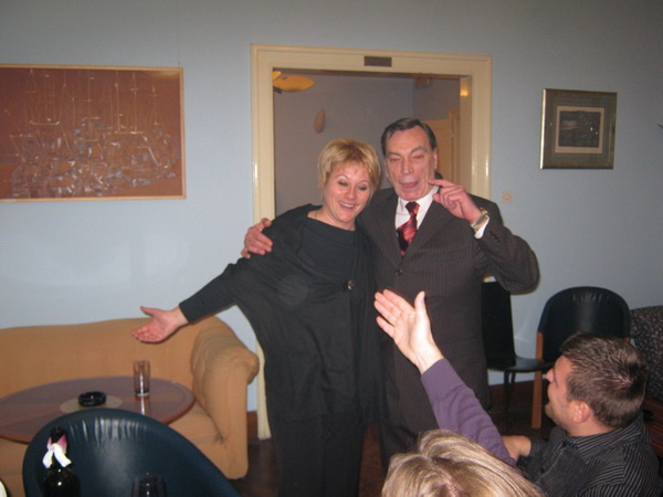 Promocija knjige Nikoline Mojic u Zagrebu Promocija knjige Nikoline Mojic u Zagrebu