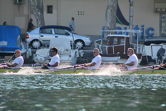 Jadranov veslački dvoboj (foto:Saša Čuka) Jadranov veslački dvoboj (foto:Saša Čuka)