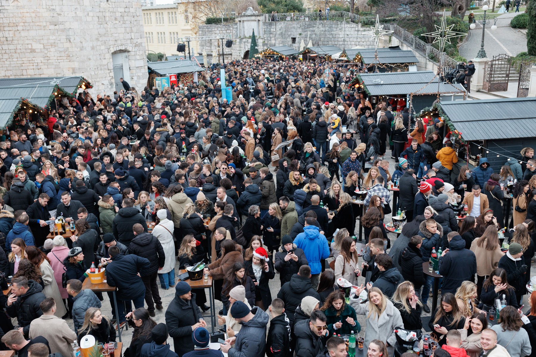 Badnjak u gradu, srijeda 24. prosinca 2024.
