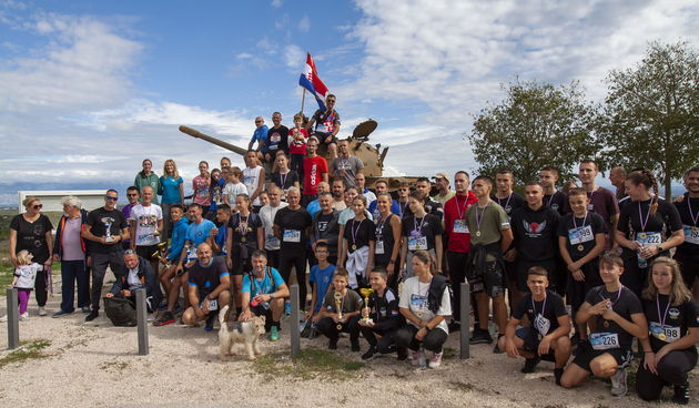 Sandra Profaca i Dragan Romić pobjednici utrke Linijom obrane grada Zadra