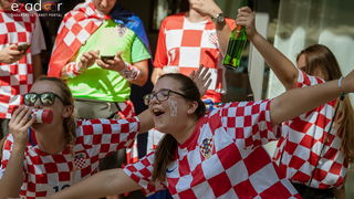 Navijačko ludilo u Zadru za vrijeme i nakon finala Svjetskog prvenstva Navijačko ludilo u Zadru za vrijeme i nakon finala Svjetskog prvenstva