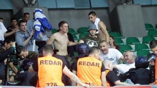 Intervencija policije na tribini s navijačima Zadra na utakmici Cibone i Zadra (80-71). Photo: Goran Stanzl/PIXSELL Intervencija policije na tribini s navijačima Zadra na utakmici Cibone i Zadra (80-71). Photo: Goran Stanzl/PIXSELL