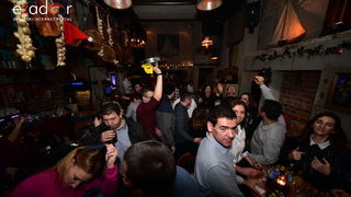 Tisuće Zadrana uživalo na krcatom Narodnom trgu i Tgu Petra Zoranića uz Tomislava Bralića i klapu Intrade Tisuće Zadrana uživalo na krcatom Narodnom trgu i Tgu Petra Zoranića uz Tomislava Bralića i klapu Intrade