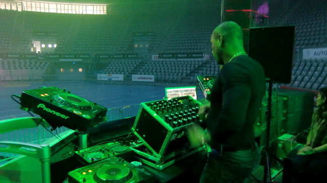 SC Visnjik: Generalna proba doceka 2010. DJ Morales SC Visnjik: Generalna proba doceka 2010. DJ Morales