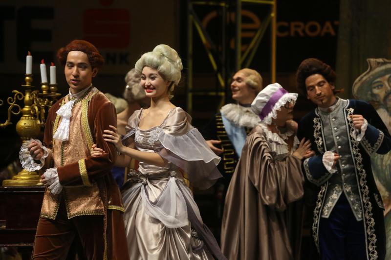 23.01.2014., Zadar – Carski ruski balet u dvorani SC Visnjik izveo je predstavu Orasar Petra Iljica Cajkovskog. Photo: Filip Brala/PIXSELL 23.01.2014., Zadar – Carski ruski balet u dvorani SC Visnjik izveo je predstavu Orasar Petra Iljica Cajkovskog. Photo: Filip Brala/PIXSELL