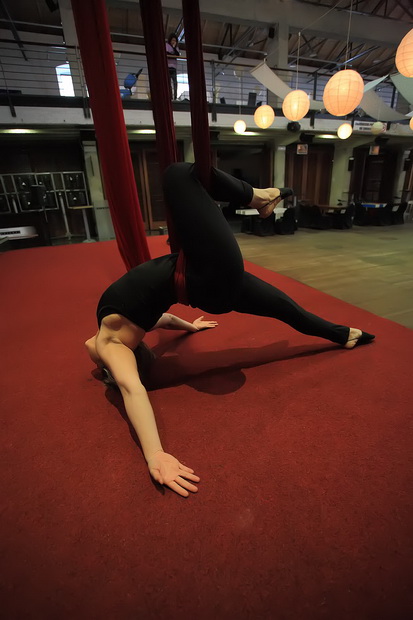 Arsenal: Xiomara Circo Art – ples na svili, Foto: Roberto Lerga Arsenal: Xiomara Circo Art – ples na svili, Foto: Roberto Lerga